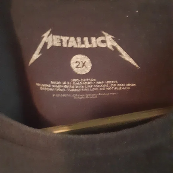 Metallica T-Shirt - Picture 3 of 5